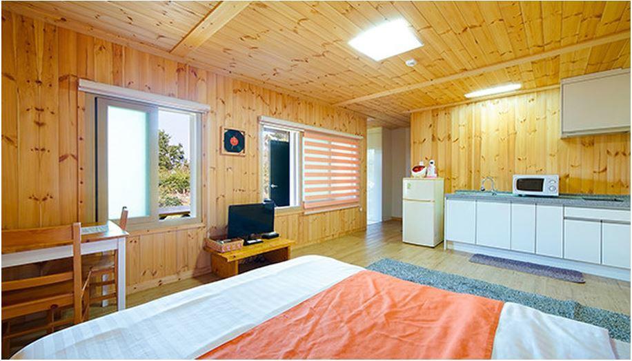 Gotjawal Geomunoreum Pension เมืองเชจู ภายนอก รูปภาพ