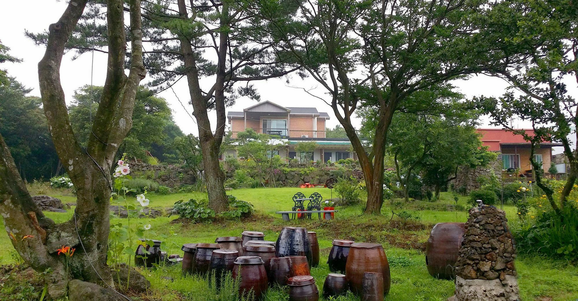 Gotjawal Geomunoreum Pension เมืองเชจู ภายนอก รูปภาพ